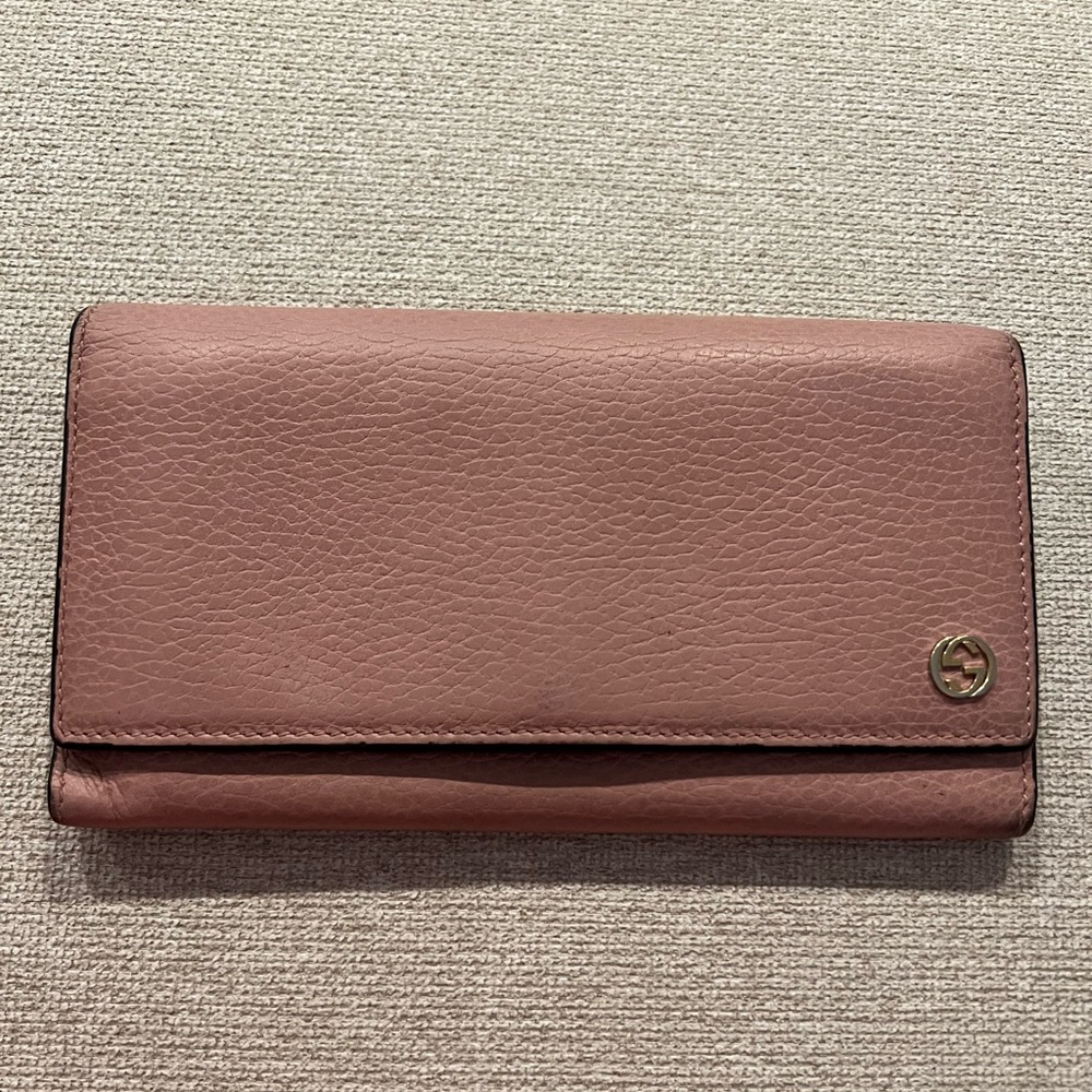 Authentic Gucci Pink Interlock GG Leather Wallet